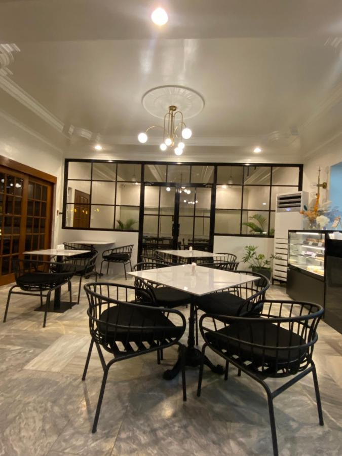 Honey Suite Room Inside Bee Cafe Cebu At Ayala Area Exteriér fotografie